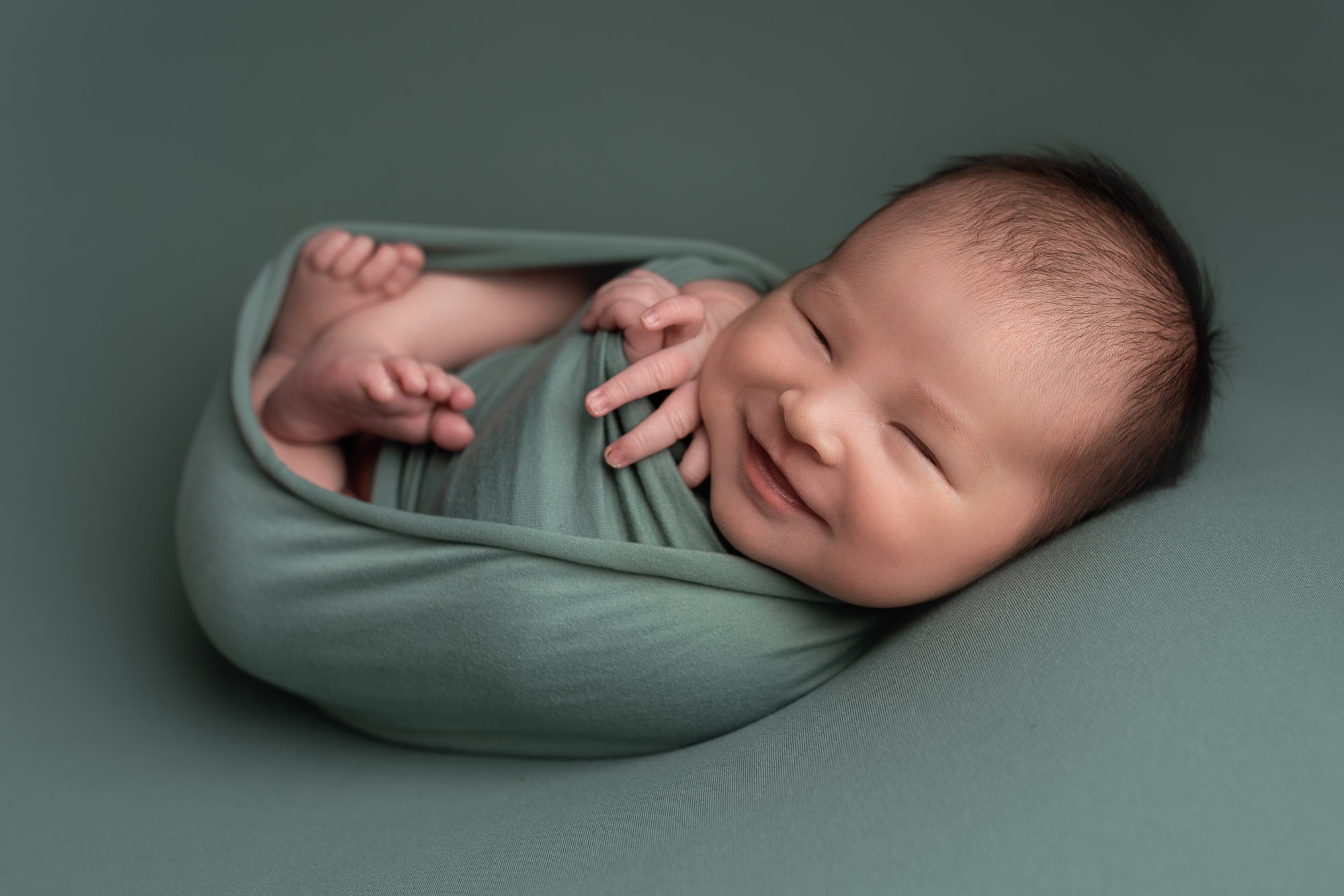 Aberdeen newborn Photographer